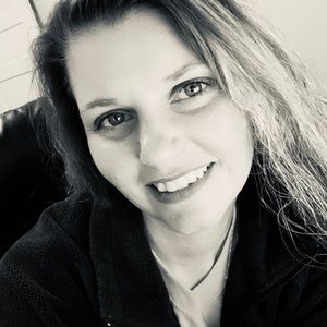 Meet your Posher, Cora